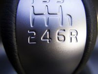 Volvo C30 (2010) - picture 21 of 24