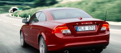 Volvo C70 (2010) - picture 4 of 6