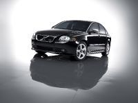 Volvo S40 (2010) - picture 8 of 18