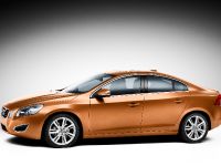 Volvo S60 (2010) - picture 2 of 2