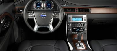 Volvo S80 (2010) - picture 7 of 8