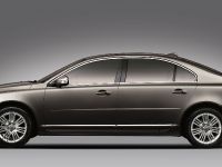 Volvo S80L (2010) - picture 3 of 8