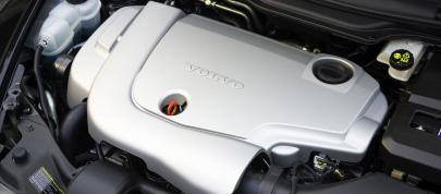 Volvo V50 (2010) - picture 15 of 15