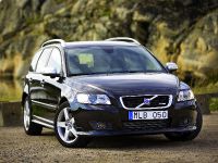 Volvo V50 (2010) - picture 2 of 15