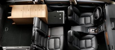 Volvo V70 (2010) - picture 23 of 27