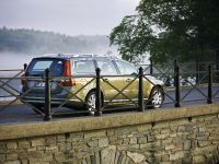 Volvo V70 (2010) - picture 14 of 27