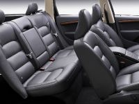 Volvo V70 (2010) - picture 22 of 27