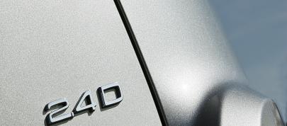 Volvo XC70 (2010) - picture 23 of 24