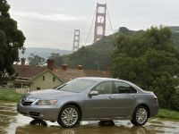 Acura RL (2011) - picture 6 of 8
