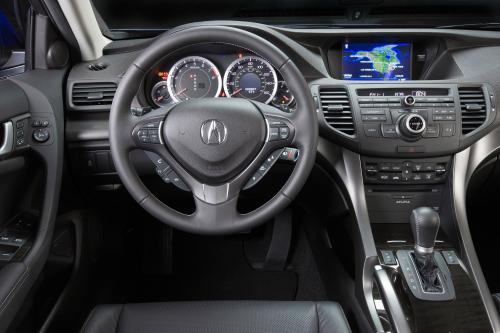 Acura TSX Sport Wagon (2011) - picture 16 of 18