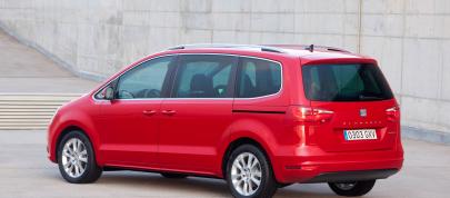 Seat Alhambra (2011) - picture 4 of 44
