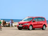 Seat Alhambra (2011) - picture 10 of 44