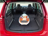 Alhambra Seat (2011)