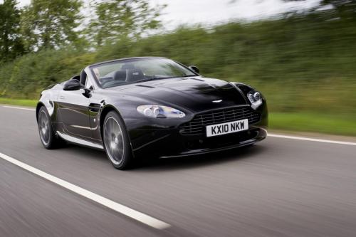Aston Martin V8 Vantage N420 Roadster (2011) - picture 1 of 18