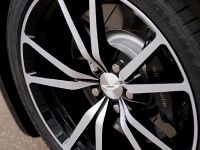 Aston Martin V8 Vantage N420 Roadster (2011) - picture 11 of 18