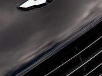 Aston Martin V8 Vantage N420 Roadster (2011) - picture 13 of 18