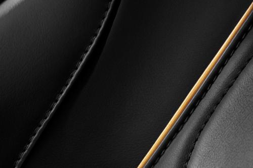 Aston Martin Virage (2011) - picture 17 of 21