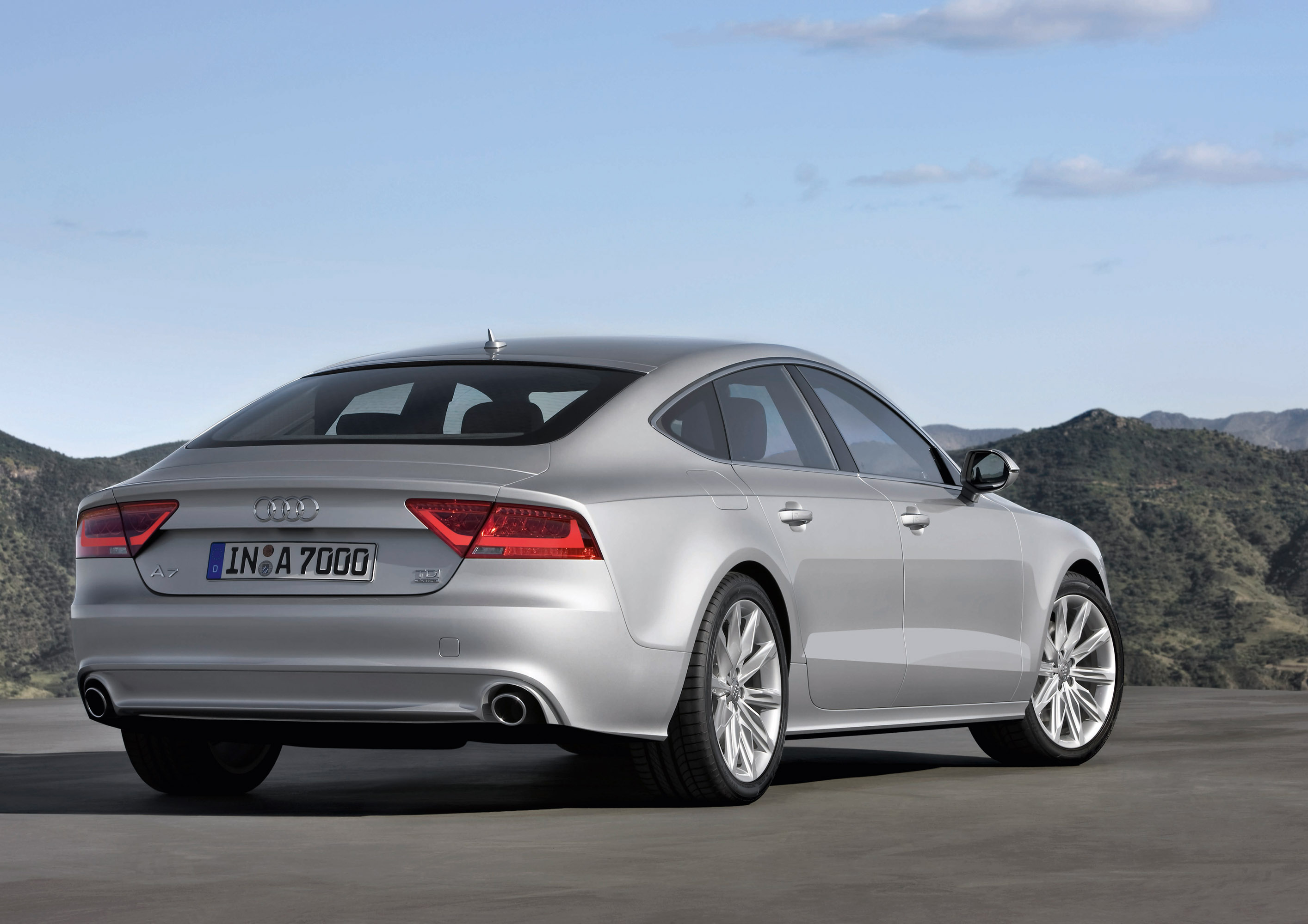 Audi a7 tfsi. Audi a7 Sportback. Audi a7 Sportback 2011. Audi a7 Sportback 2010. Ауди а7 Спортбэк.