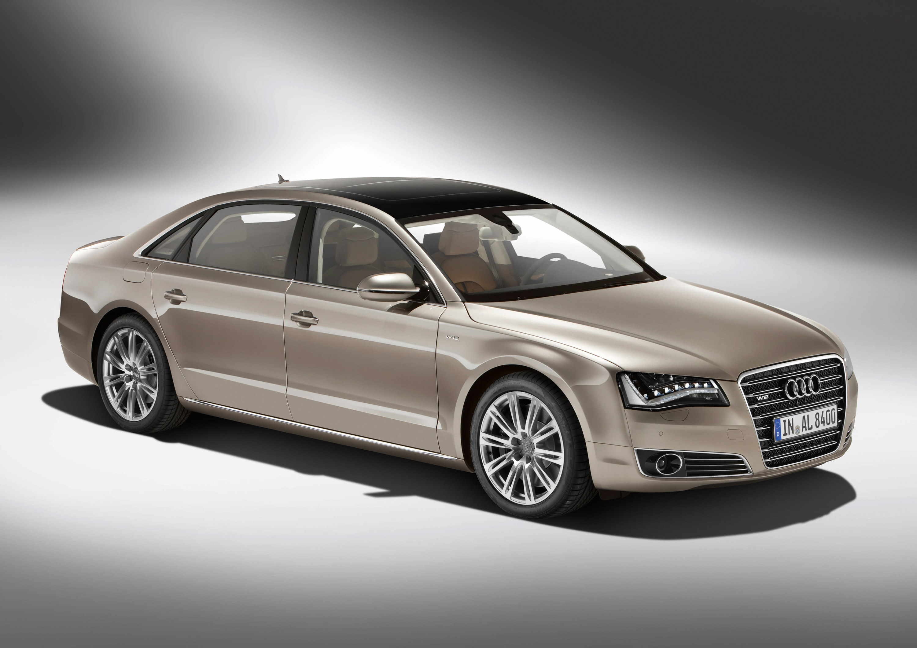 Audi A8 L W12 quattro