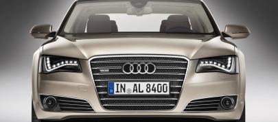 Audi A8 L W12 quattro (2011) - picture 15 of 20