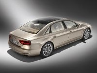 Audi A8 L W12 quattro (2011) - picture 5 of 20