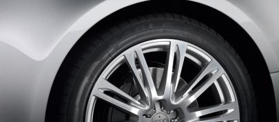 Audi A8 L (2011) - picture 15 of 20