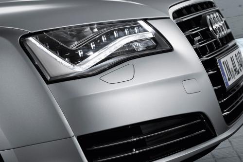 Audi A8 L (2011) - picture 16 of 20