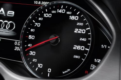 Audi A8 (2011) - picture 16 of 62