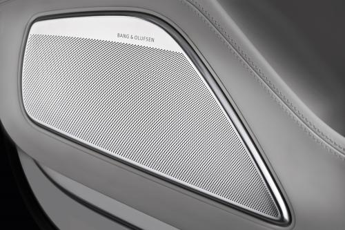 Audi A8 (2011) - picture 56 of 62
