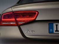 Audi A8 (2011) - picture 30 of 62