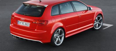 Audi RS 3 Sportback (2011) - picture 12 of 40