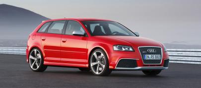 Audi RS3 (2011) - picture 7 of 39