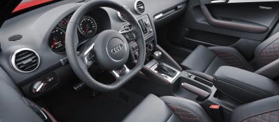 Audi RS3 (2011) - picture 31 of 39