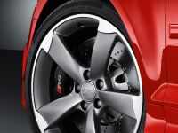 Audi RS3 (2011) - picture 22 of 39