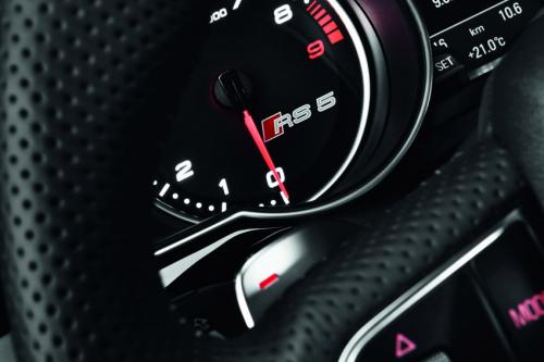Audi RS5 (2011) - picture 17 of 17