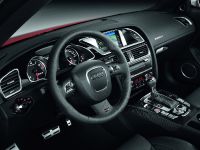 Audi RS5 (2011) - picture 14 of 17