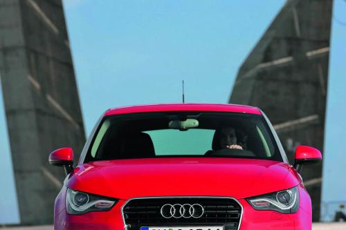 Audi S1 (2011) - picture 16 of 44