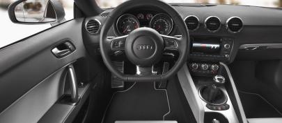 Audi TT Coupe (2011) - picture 12 of 13