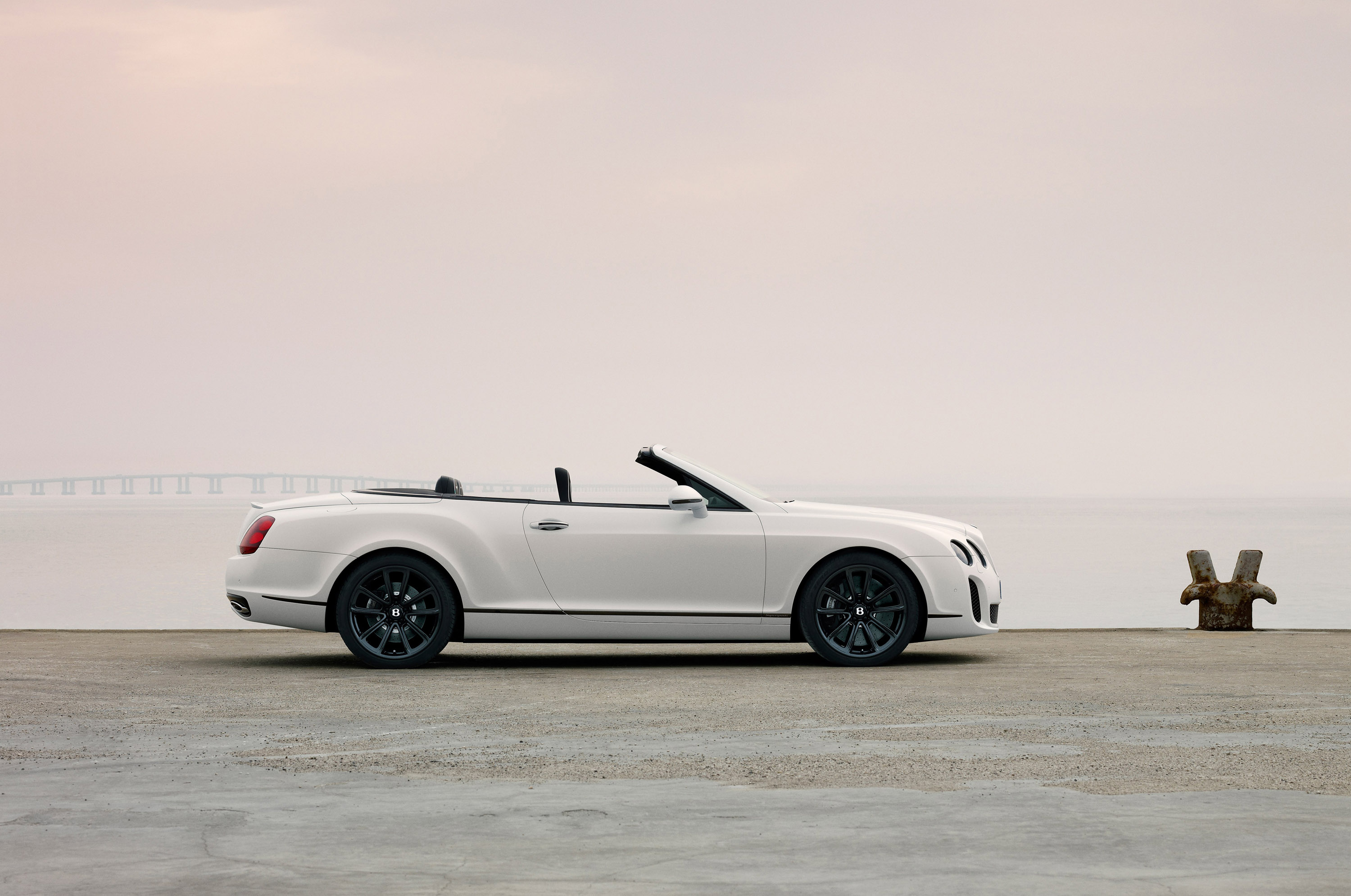 Bentley Continental Supersports Convertible