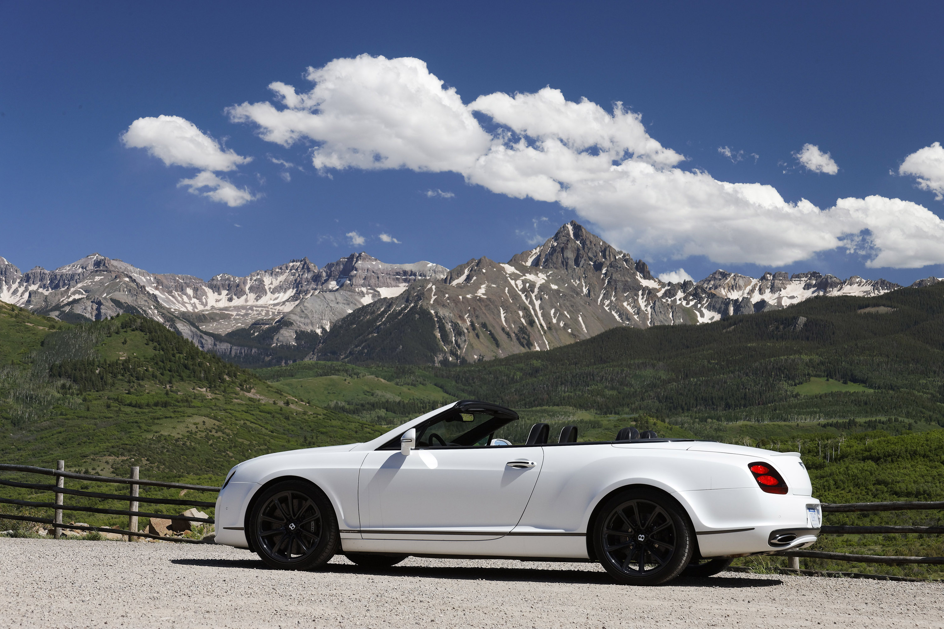 Bentley Continental Supersports Convertible