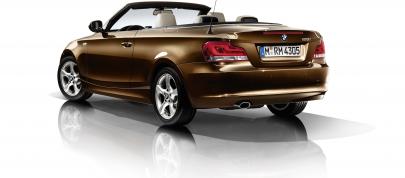 BMW 1 Series Convertible (2011) - picture 15 of 22