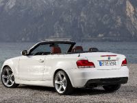 BMW 1 Series Convertible (2011) - picture 4 of 22