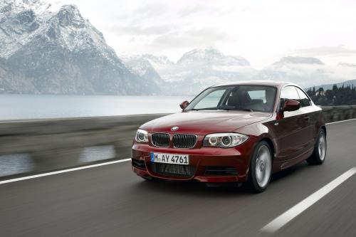 BMW 1 Series Coupe (2011) - picture 9 of 35