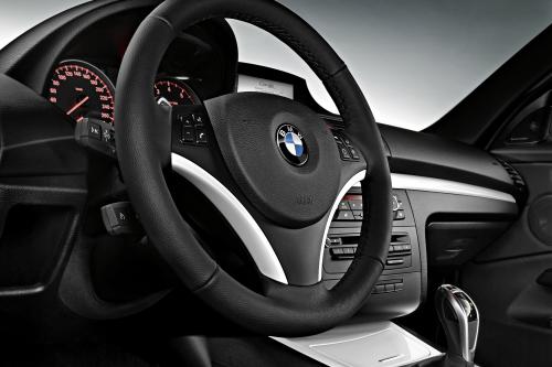 BMW 1 Series Coupe (2011) - picture 33 of 35