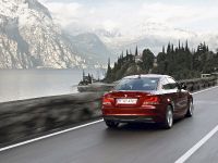 BMW 1 Series Coupe (2011) - picture 13 of 35