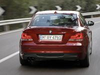 BMW 1 Series Coupe (2011) - picture 14 of 35