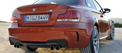 BMW 1 Series M (2011) - picture 4 of 79