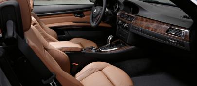 BMW 3 Series Convertible (2011) - picture 7 of 22
