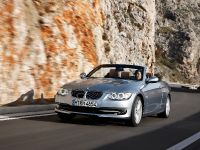 BMW 3 Series Convertible (2011) - picture 6 of 22