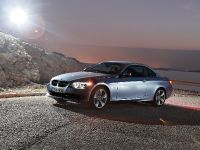 BMW 3 Series Convertible (2011) - picture 5 of 22